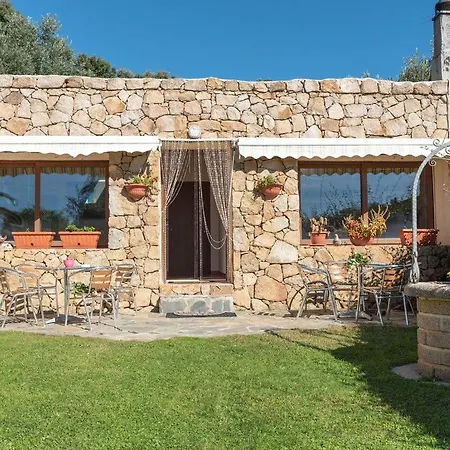 Smeralda Apartment Telti